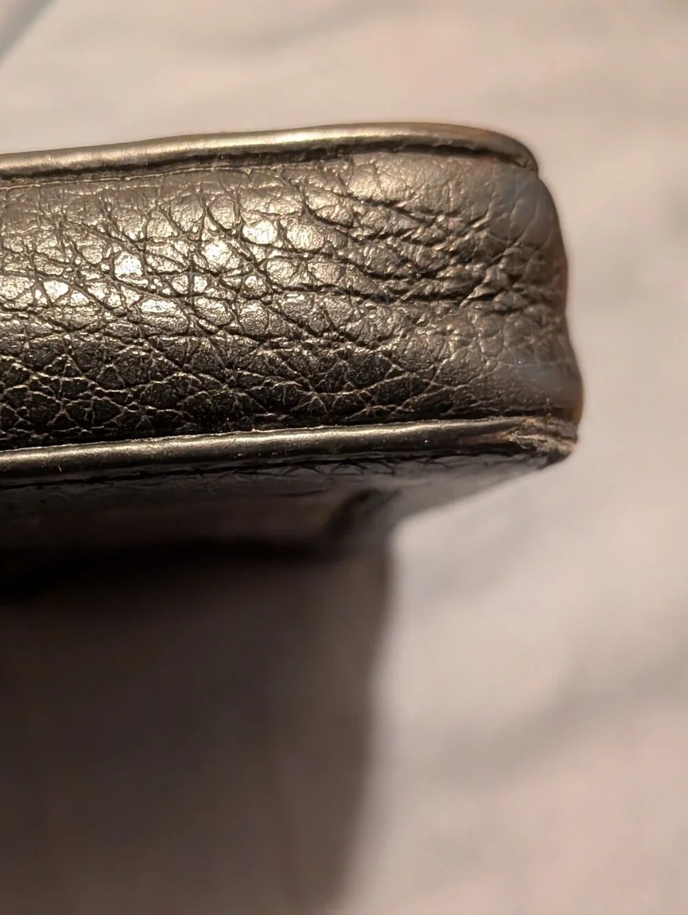Pebble Leather Cardcase Chain Wallet